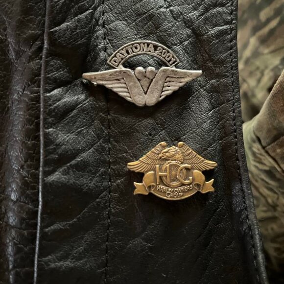 Vintage UNIK SZ LG Adjustable Leather Vest & Neck Cover Embroidered W/Event Pins - Picture 11 of 15